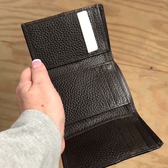 Cole Haan Men's Pebble Leather Trifold Wallet - Picture 5 of 8